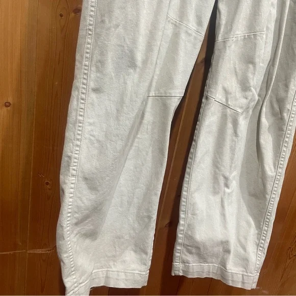 Maternity Utility Pant - Picture 5 of 9